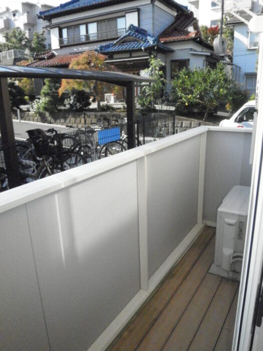 ペルーシェ B棟のバルコニー|バルコニー