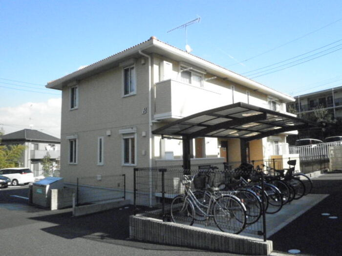 ペルーシェ B棟