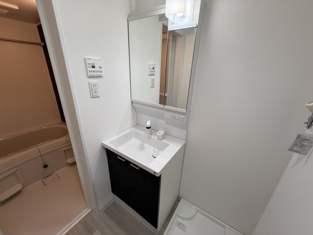 クレセル利倉東Ⅱの独立洗面台