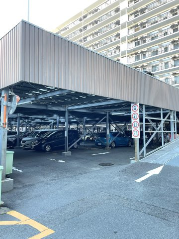 コスモワンダータウンの駐車場|自走式駐車場