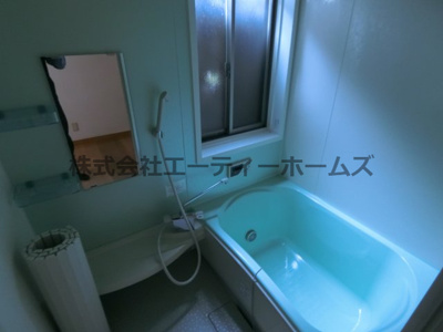 【浴室】 | 本町一丁目貸家② | ゆったり過ごせるお風呂です