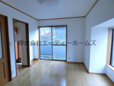 【洋室】 | 本町一丁目貸家② | 使い勝手のいい洋室です