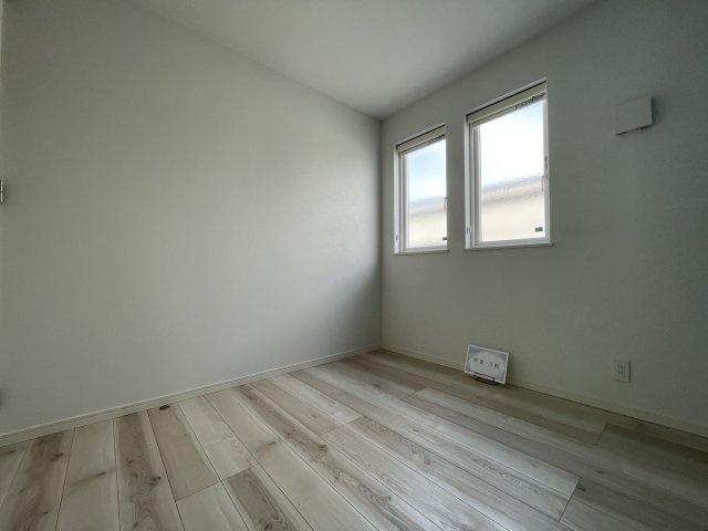 スカイタウン土気の洋室