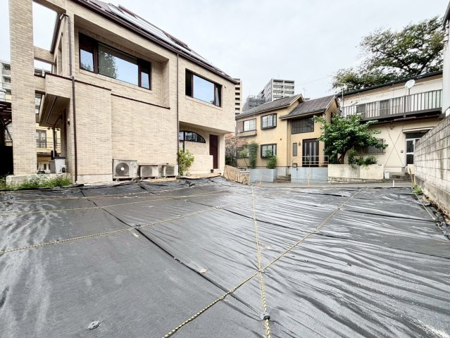 品川区東五反田3丁目　建築条件無し売地の外観|複数路線利用可能！
2025.10.09撮影

ご内見希望・資料請求などお気軽にお問い合わせ下さい！
03-5990-5201