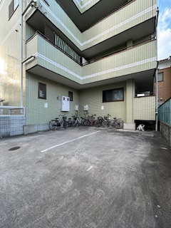 NCグリーンハイツの駐車場|駐車場完備です
