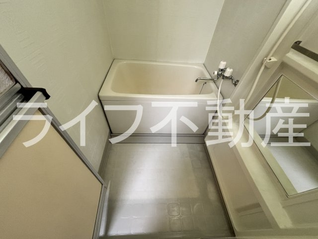 カーザ寿の浴室|ゆったり過ごせるお風呂です