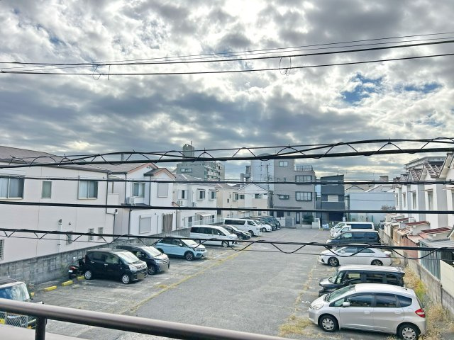 尼崎市水堂町2丁目中古戸建│2LDK+駐車1台可の展望|視線を遮る建物が目の前になく、開放感があります。