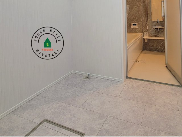 宮崎市島之内Ⅱ期（2号棟）の内観：施工例|ランドリースペースとなります。広々して有効的にご使用できます。 