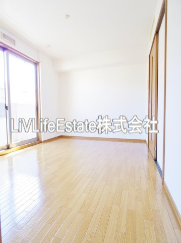 ドミール田無の居間・リビング