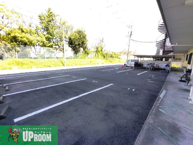 Ｌｉｍｐｉａリリーの駐車場