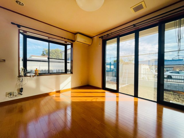 【居間・リビング】 | 深谷市畠山　中古戸建