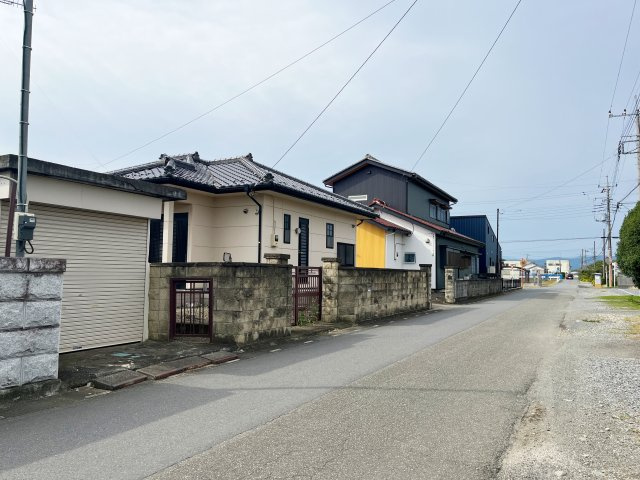【前面道路含む現地写真】 | 深谷市畠山　中古戸建