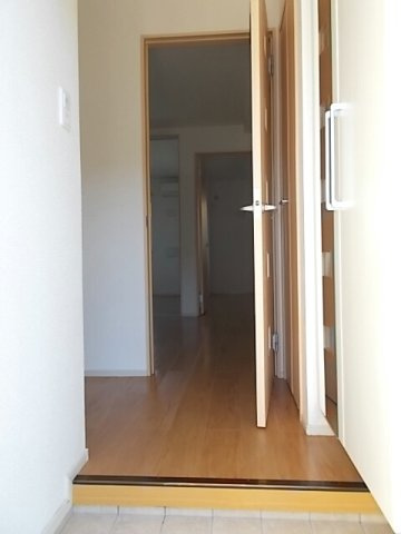 熊本市北区龍田１丁目のアパートの玄関|ゆったりとした玄関です