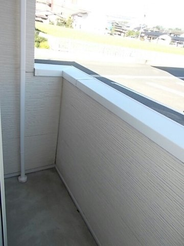 熊本市北区龍田１丁目のアパートのバルコニー|外からの目が気にならないバルコニーで洗濯物が干せます