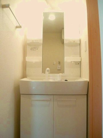 エクセルＭ・Ｉ　Ａの洗面所|広い洗面スペース