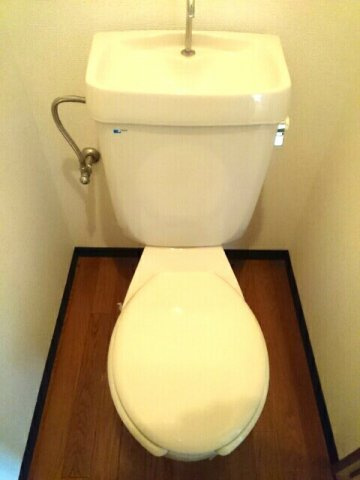 サンライズプラザＡのトイレ|コンパクトで使いやすいトイレです