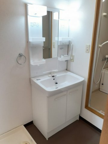 サンライズプラザＡの洗面所|脱衣スペースもあります