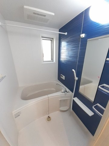 グリーンヒル七番館の浴室|ゆったり過ごせるお風呂です