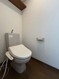 ドミトリオ仁王田のトイレ|ゆったりとした空間のトイレです