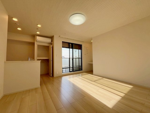 ソレイユの居間・リビング