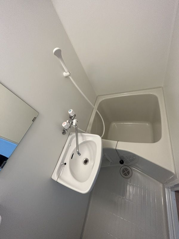 マーベラス小金井緑町Ⅰの浴室