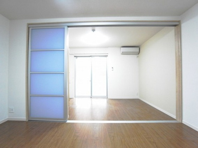 【居間・リビング】 | リブリクラージュ | 別部屋参照写真