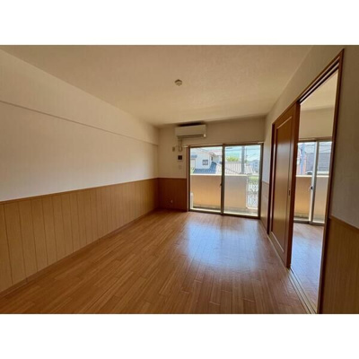 【居間・リビング】 | デュオ・ルミエール