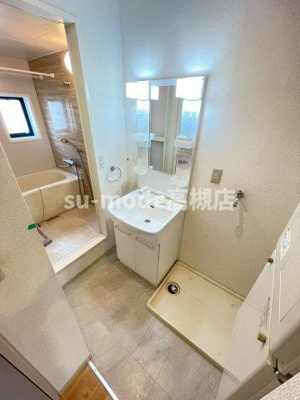 【内装】 | ADISHIO