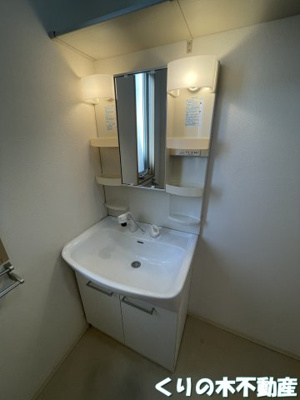 【独立洗面台】 | シャーメゾンＹ | 同タイプのお部屋です（現況を優先します）