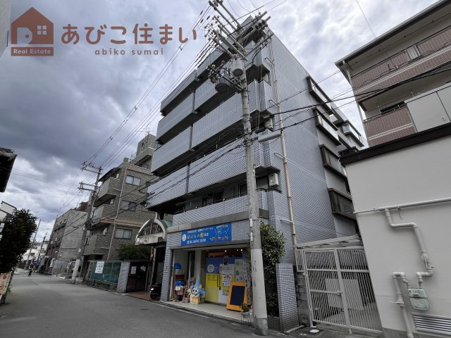 ウィステリア長居西の外観