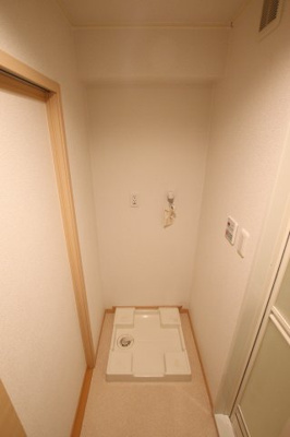 【設備】 | ドゥーエ | 室内洗濯機置き場