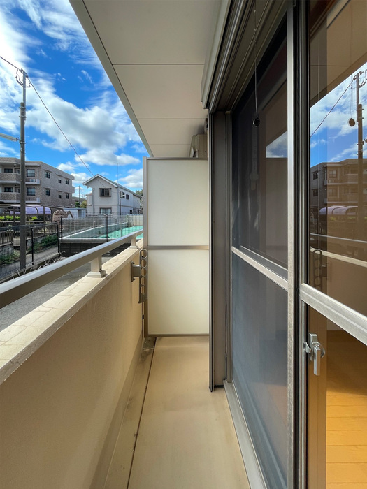 Ｐａｒｔｈｅｎｏｎ ２のバルコニー