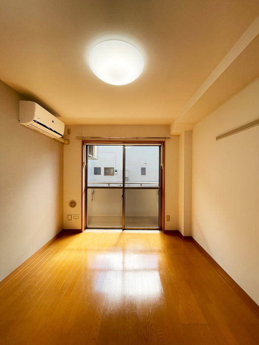 Ｐａｒｔｈｅｎｏｎ ２の居間・リビング