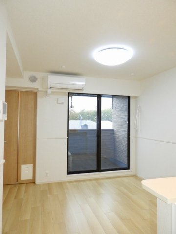 アメニティせせらの居間・リビング|おしゃれなリビングです