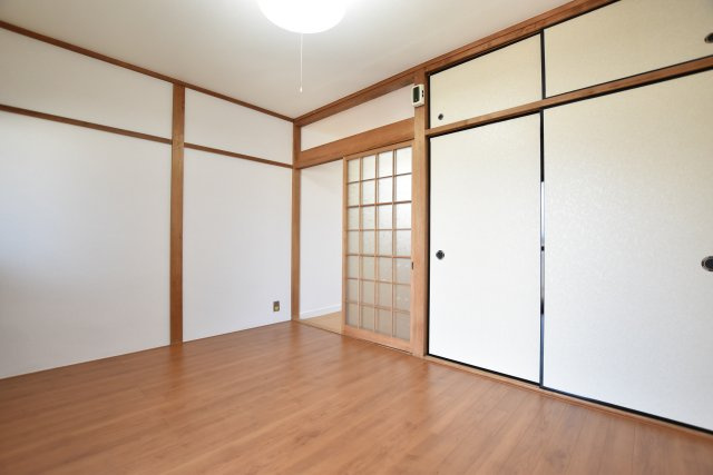 長居グランドハイツの洋室