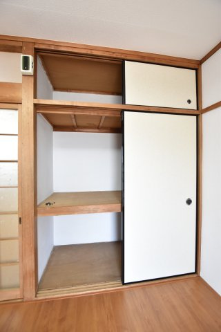 長居グランドハイツの収納