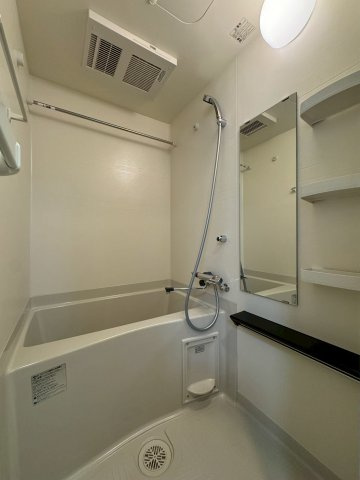 エステムコート名古屋ライブゲート　名古屋市賃貸　仲介手数料無料の浴室