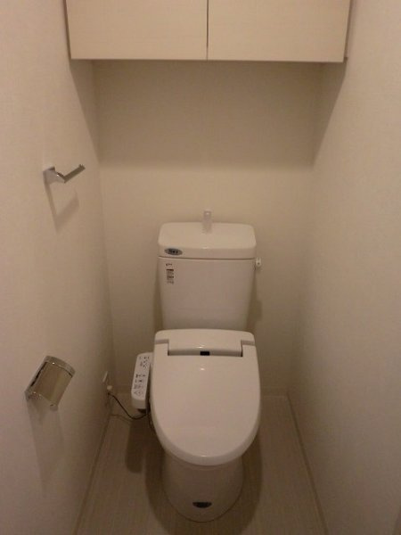 新品家具付きマンション市谷本村町12(KaGood東京)のトイレ