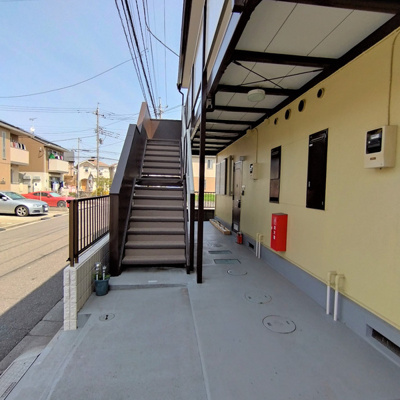 【エントランス】 | グランデュール新田