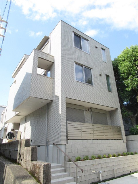 Ｐｉｎｅ　Ｇｒｏｖｅ　ＤＡＩＴＡの外観|耐震構造の旭化成へーベルメゾン