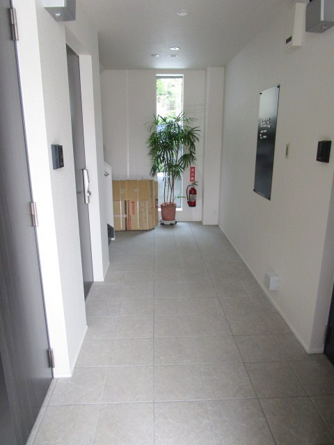 Ｐｉｎｅ　Ｇｒｏｖｅ　ＤＡＩＴＡのロビー|共用スペース