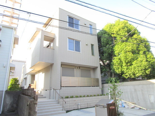 Ｐｉｎｅ　Ｇｒｏｖｅ　ＤＡＩＴＡの外観|耐震構造の旭化成へーベルメゾン