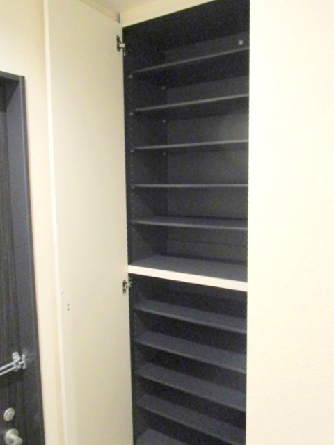 Ｐｉｎｅ　Ｇｒｏｖｅ　ＤＡＩＴＡの玄関|★シューズボックス★