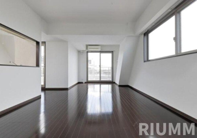 【居間・リビング】 | クローバーフィールド