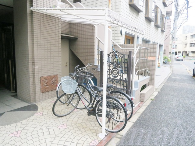 カーサシンセラーのその他共用部分|敷地内駐輪場あります☆