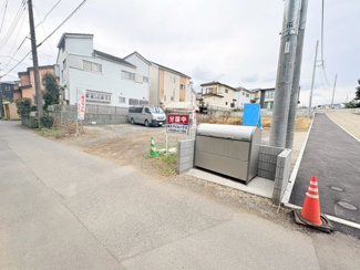 【前面道路含む現地写真】 | 狭山市入間川　建築条件なし売地　「狭山市駅」バス8分　敷地151坪　