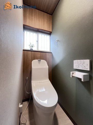 神戸市西区今寺　中古戸建のトイレ|【ホームページに現地動画掲載中】●年中無休：当日予約可●各階は節水タイプのウォッシュレット付お手洗い