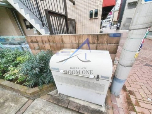 フィオーレのその他共用部分|敷地内ごみ置き場です。