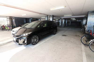 【駐車場】 | グレイスガーデン新森2号館