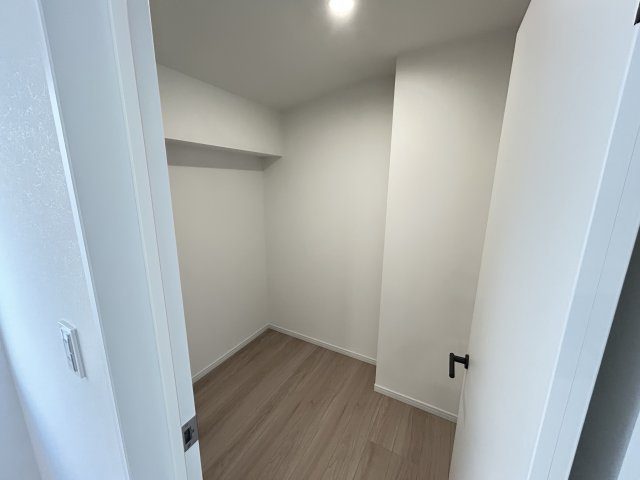 神戸市西区学園東町7丁目新築戸建２号地の収納